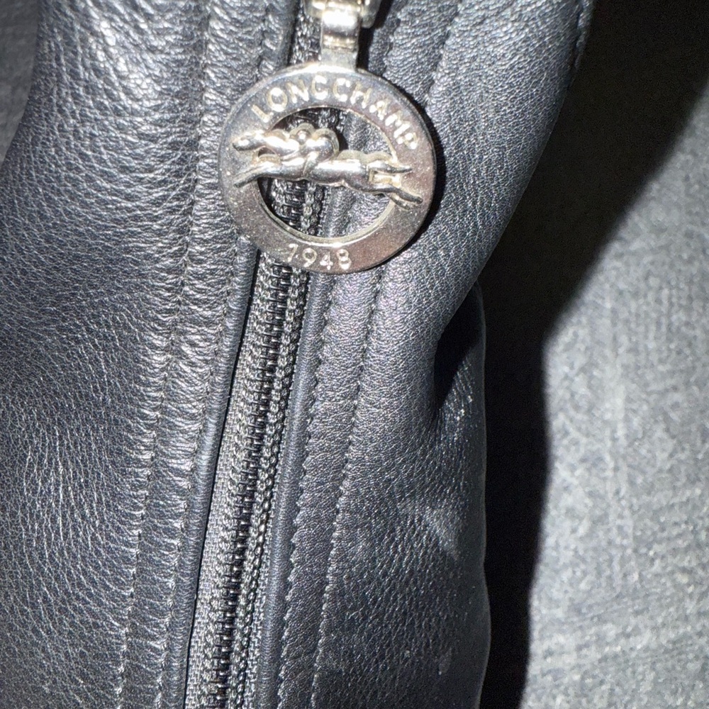 Longchamp Black Leather Shoulder Bag - Picture 2 of 11